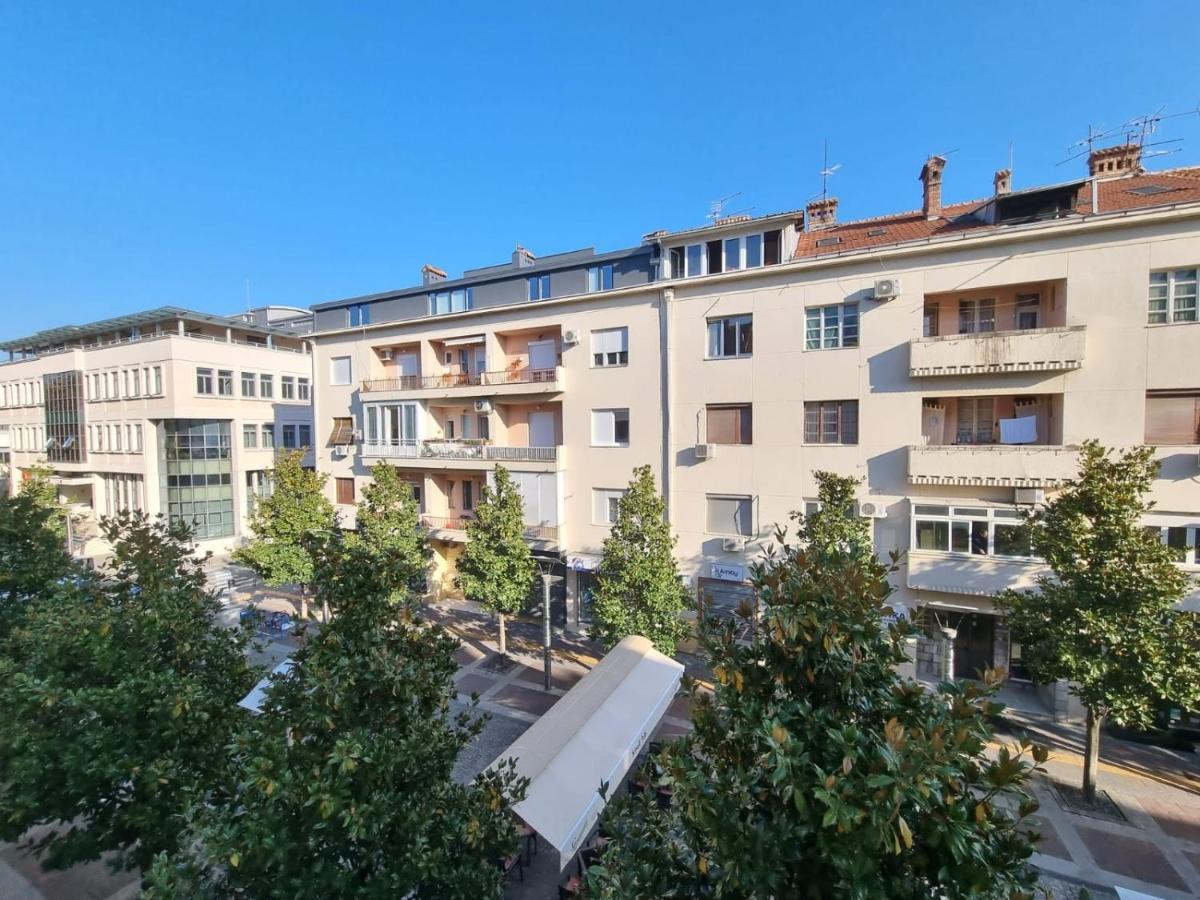 Right In The Heart Of Podgorica! 아파트 외부 사진
